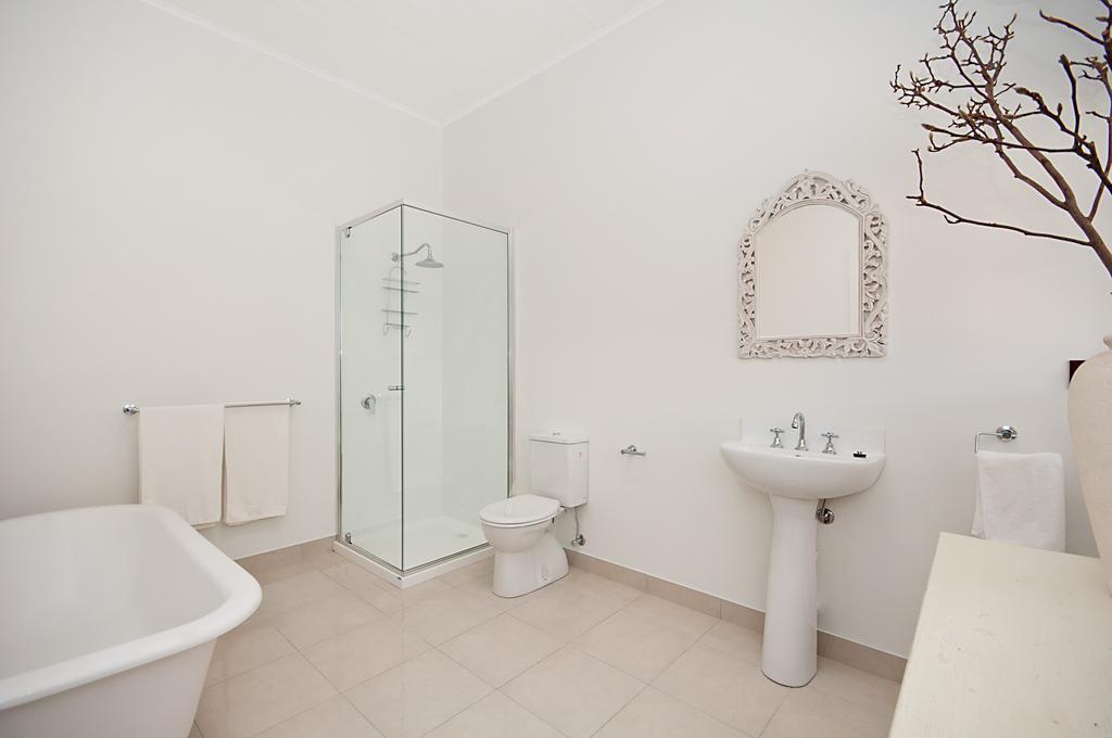 Historic Central Cottage In Warrnambool Room photo